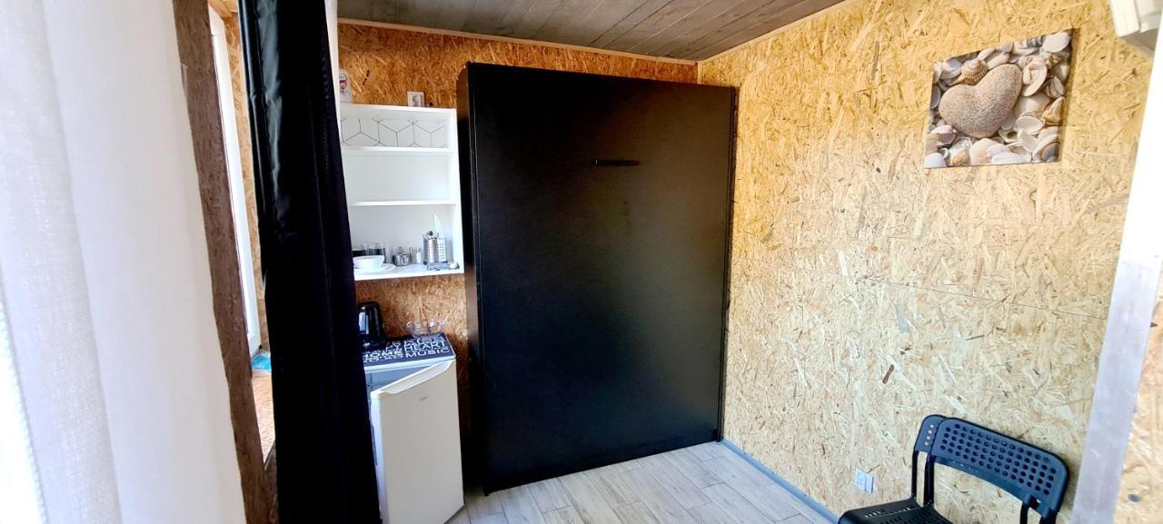 Sub Hel. Budzetowe Pokoje W Domu Z Basenem. Wokol Domu Tylko Natura. Balkon Zbyteczny. Εξωτερικό φωτογραφία